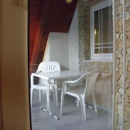 Panzió Kristaly Apartman