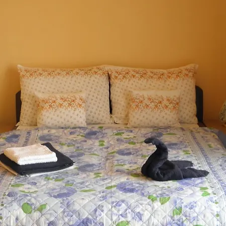 Kristaly Apartman *