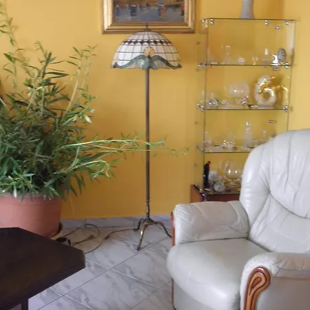 Kristaly Apartman Hévíz
