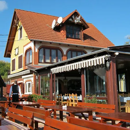 Kristaly Apartman *