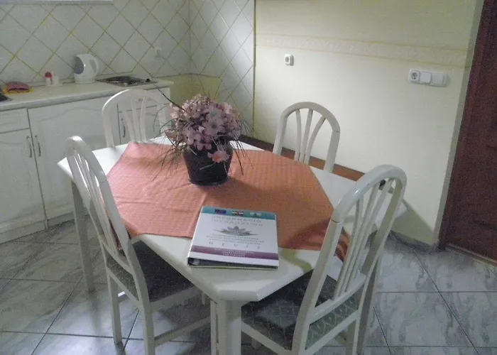 Frühstückspension Kristaly Apartman