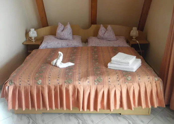 Frühstückspension Kristaly Apartman