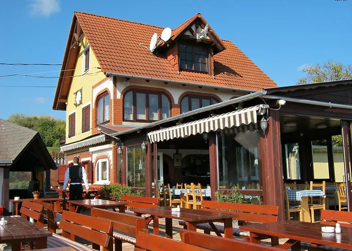Kristaly Apartman *