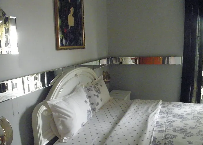 Kristaly Apartman *